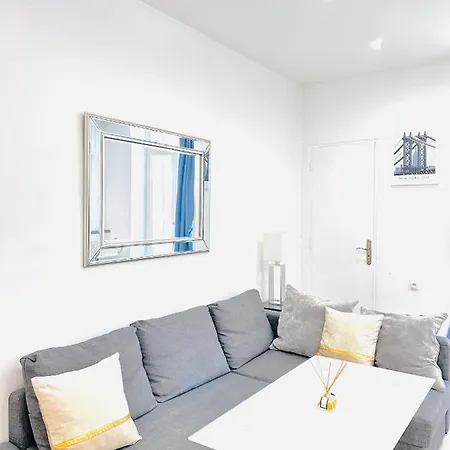 1 Bedroom Flat With Balcony Cannes Center Croisette 6Ppl Exterior photo
